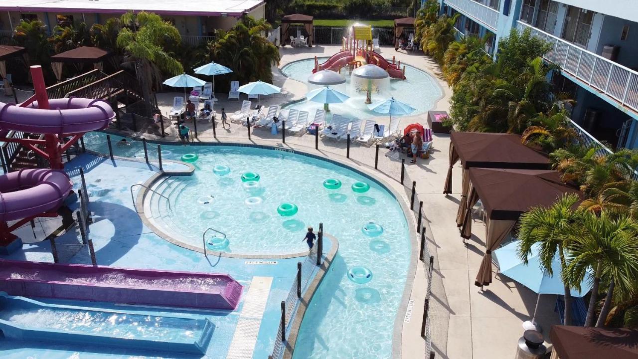 Ramada By Wyndham Flamingo Water Park Hotell Kissimmee Eksteriør bilde