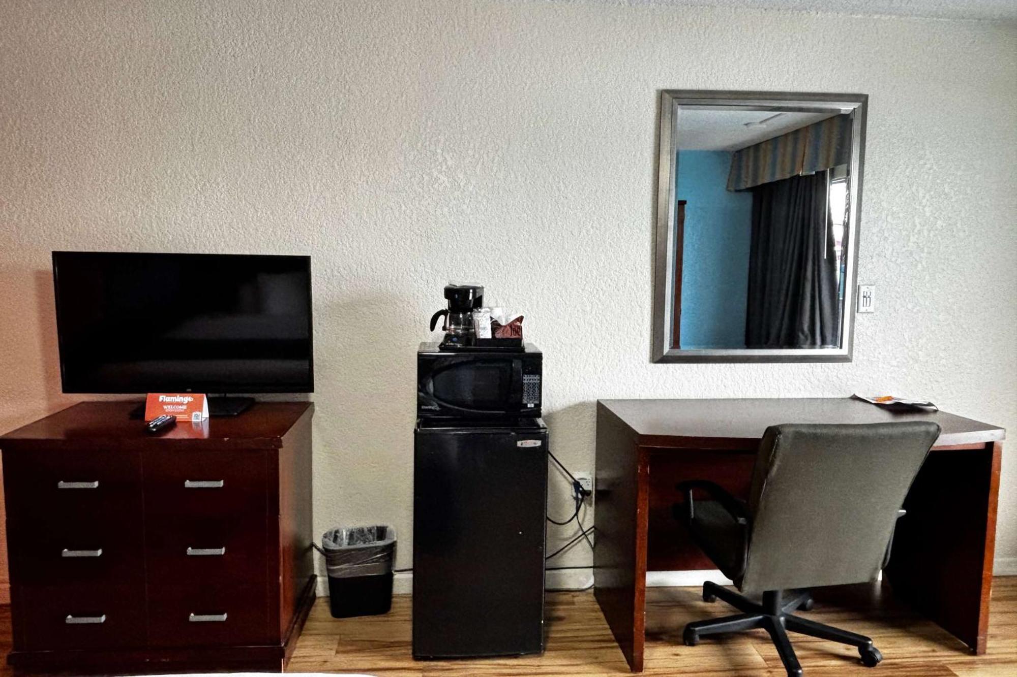 Ramada By Wyndham Flamingo Water Park Hotell Kissimmee Eksteriør bilde