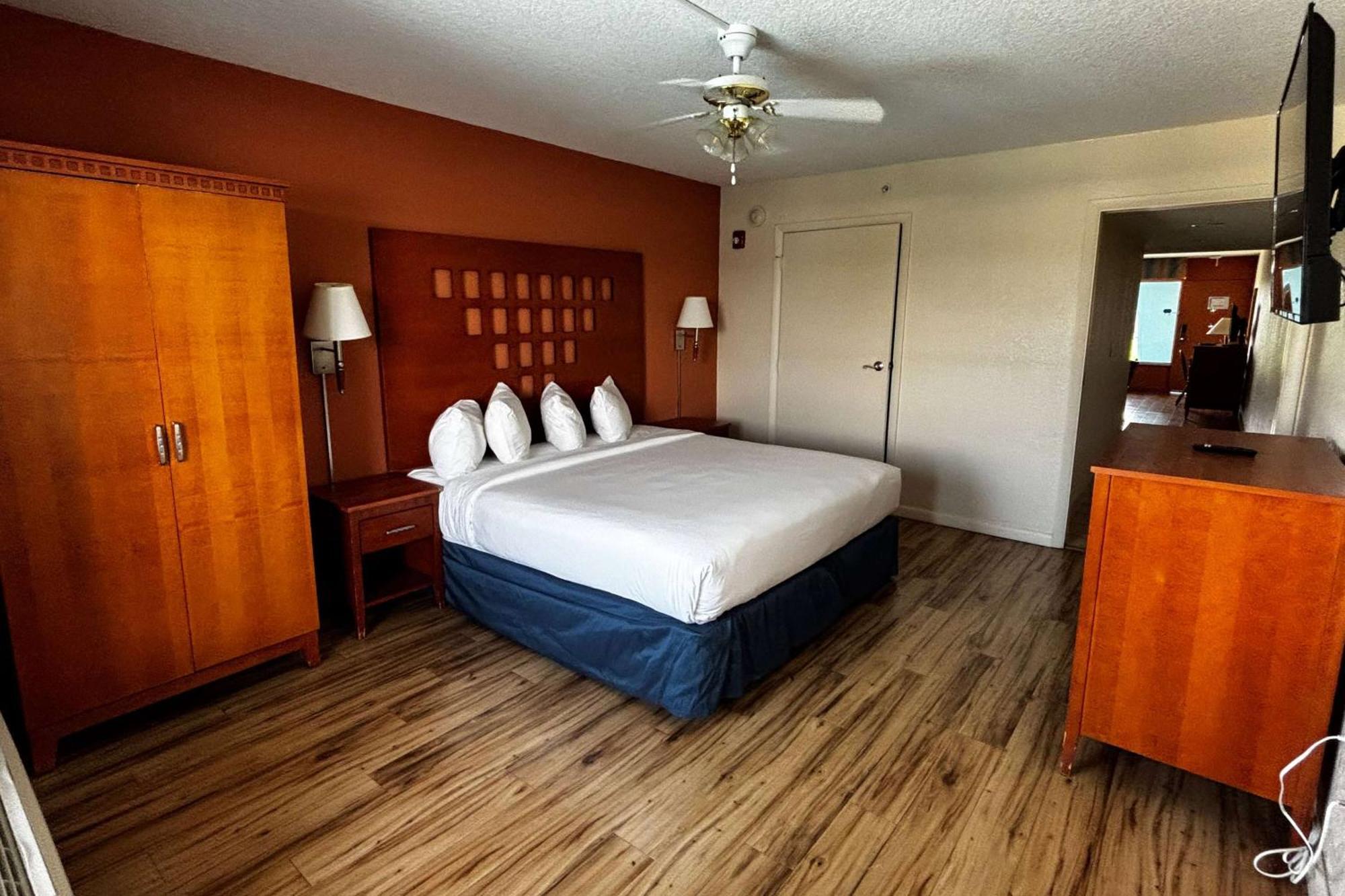 Ramada By Wyndham Flamingo Water Park Hotell Kissimmee Eksteriør bilde