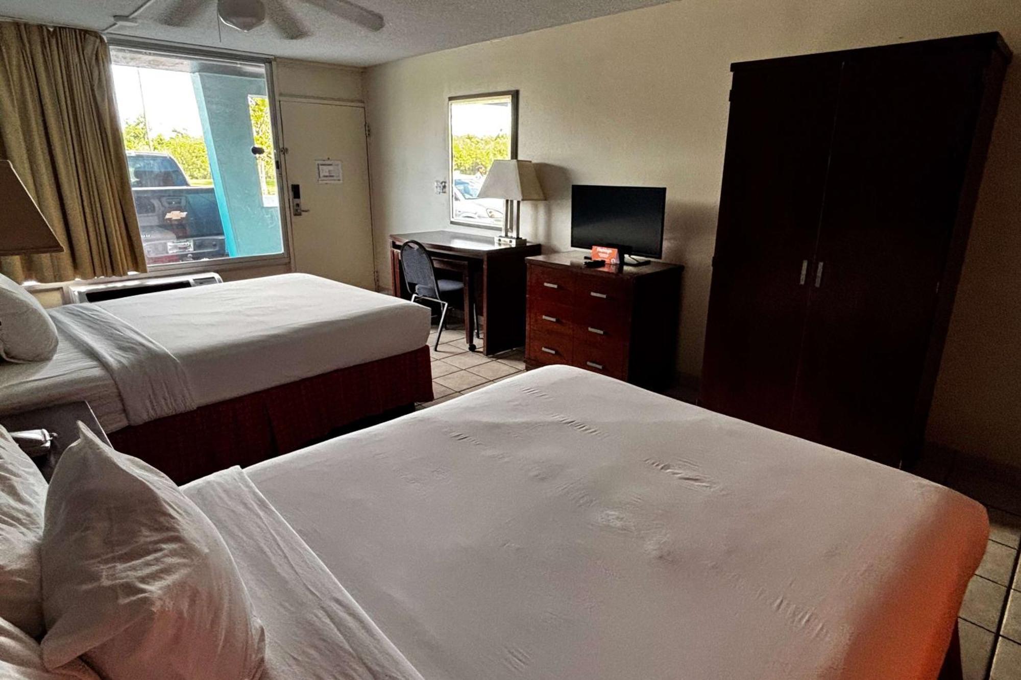 Ramada By Wyndham Flamingo Water Park Hotell Kissimmee Eksteriør bilde