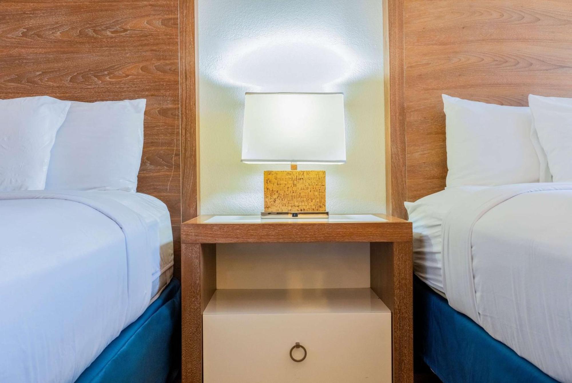 Ramada By Wyndham Flamingo Water Park Hotell Kissimmee Eksteriør bilde